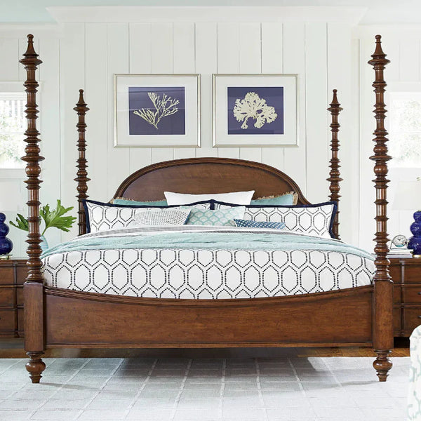 Asprin Solid Wood Luxury Poster Bed in Brown.