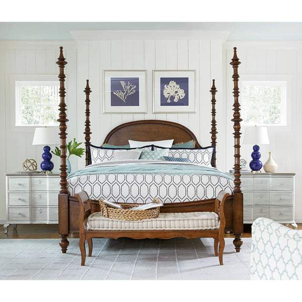 Asprin Solid Wood Luxury Poster Bed in Brown.