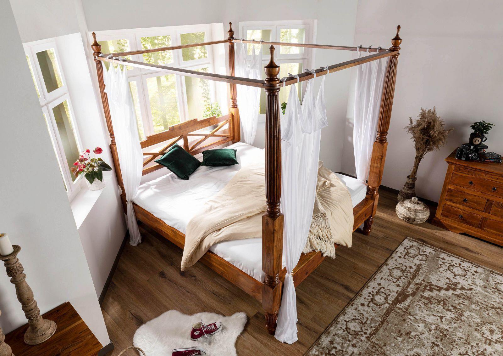 Erica Sheesham Wood Luxury Poster Bed in Honey Teak