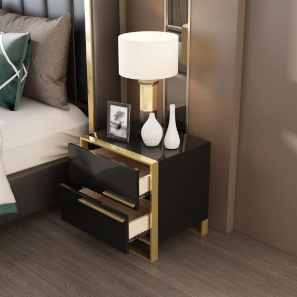 Stylo Side Table in PU Paint